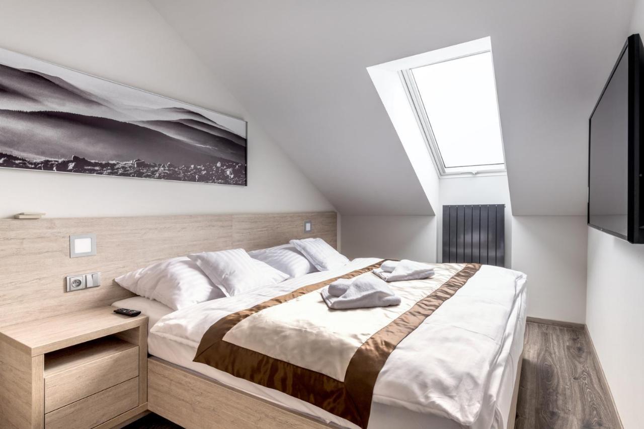 Hotel Pecr Deep Pec pod Snezkou Luaran gambar
